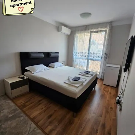 Vilma&villiam Apartment Ravda